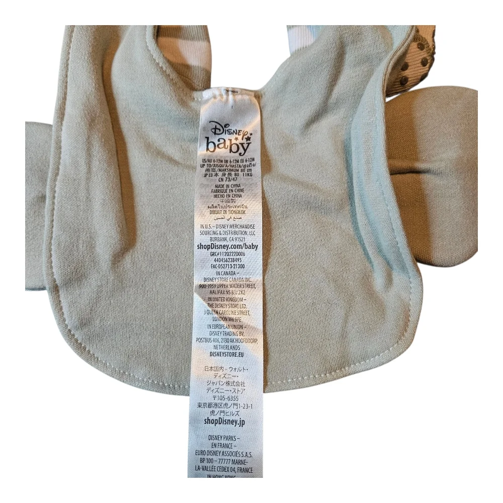 Disney Baby Dumbo Bib and Socks Set - Gray and White Size 6-12 months NWT